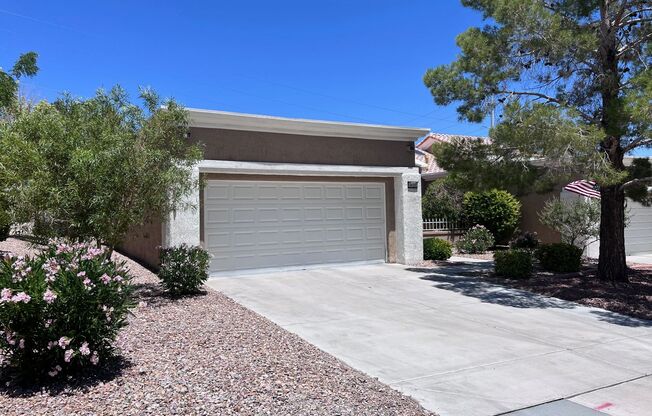 Sun City Summerlin - Remodeled Town-home
