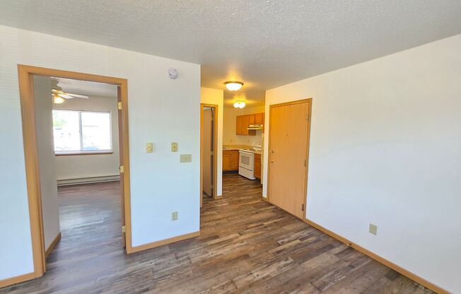 421 S. Williams Ave Apartments