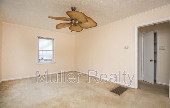 3821 SELMA AVE