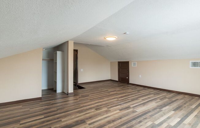 3 beds, 2 baths, 1,219 sqft, $1,495, Unit 203 Park Street - Unit B