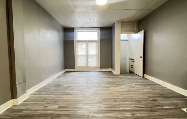 Beautiful 3 Bedroom 1 Bathroom East Baltimore Town Home