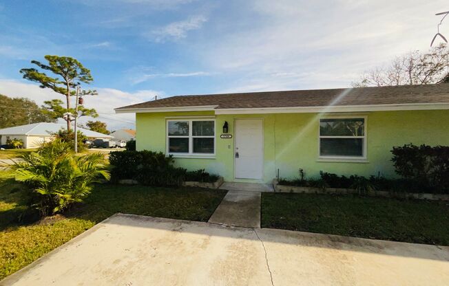 Manatee Creek Duplex 2/1