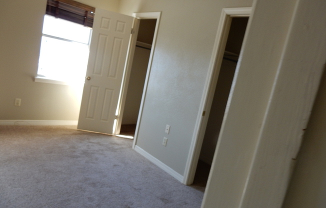 2 beds, 1.5 baths, $1,200