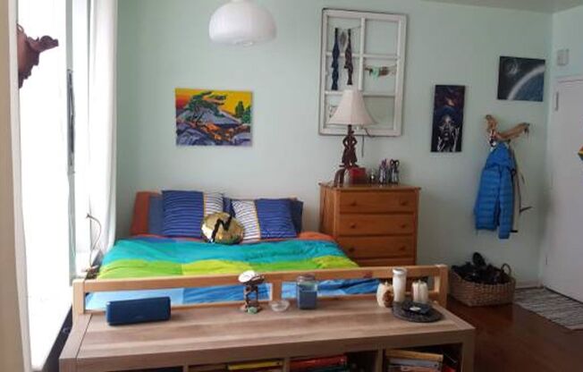 Studio, 1 bath, $1,129, Unit B07