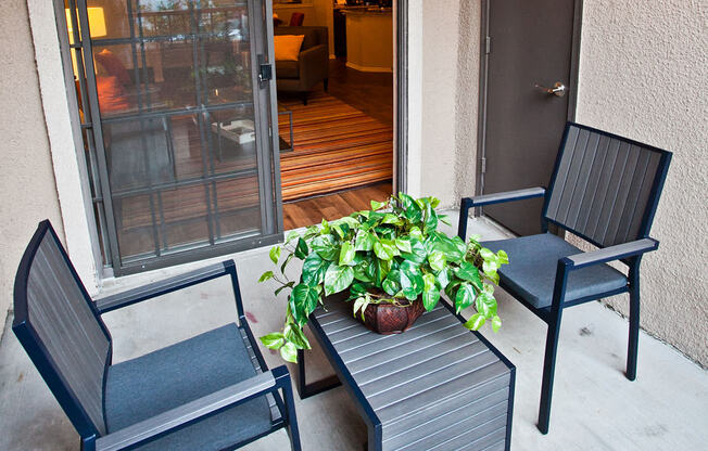 Private Patio Balcony at Apartments near Galleria Dallas