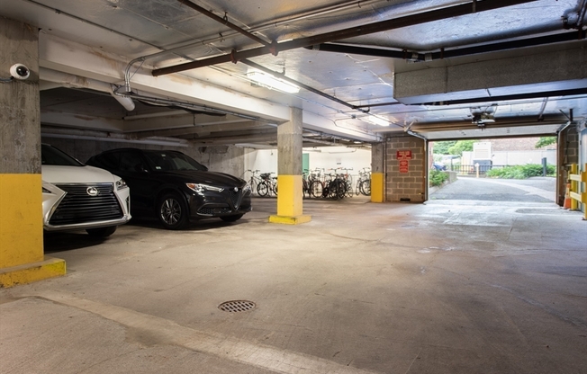 2 beds, 1 bath, 854 sqft, $3,600, Unit 4-G