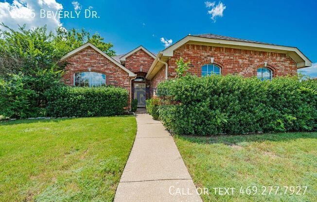 2825 BEVERLY DR