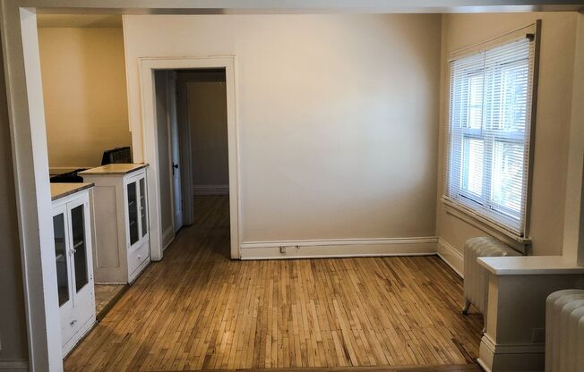 1 bed, 1 bath, 650 sqft, $1,195, Unit 306