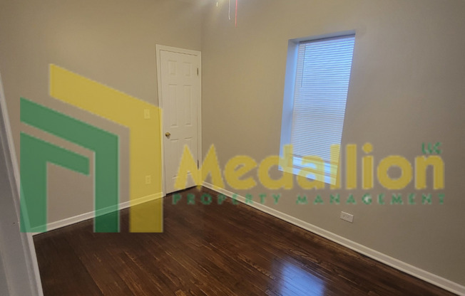 4 beds, 1 bath, $2,200