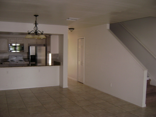 2 beds, 2.5 baths, 1,432 sqft, $2,000, Unit 8