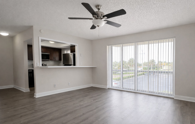 2 beds, 1 bath, 742 sqft, $2,095, Unit 308