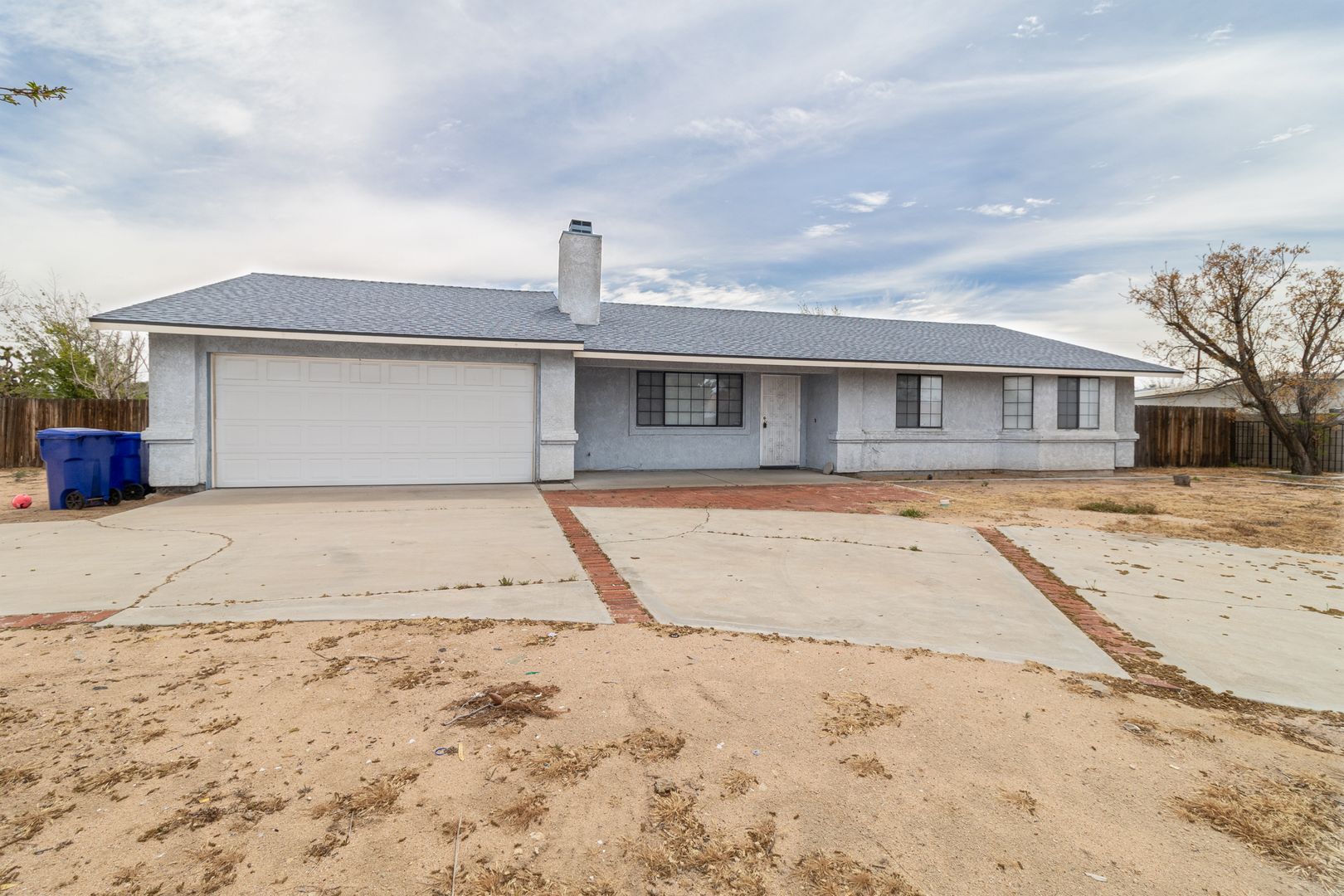 Centrally Located Apple Valley Home