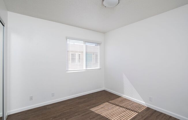 2 beds, 2 baths, 918 sqft, $3,395, Unit 25-04