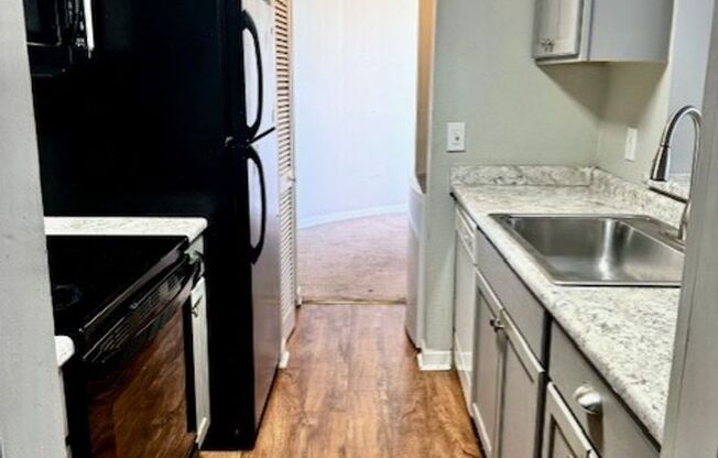 1 bed, 1 bath, 620 sqft, $1,650, Unit WH912