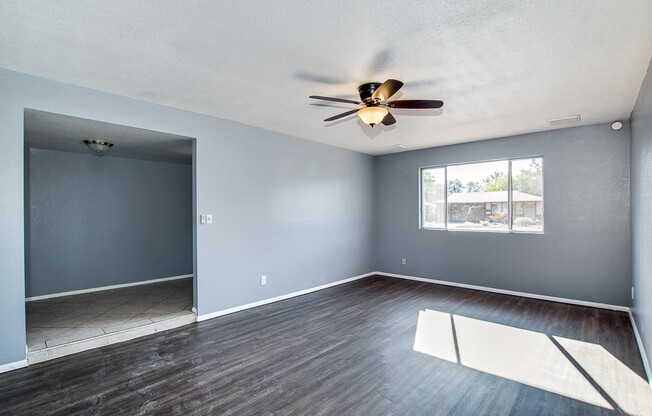 AMAZING TEMPE LOCATION W/ AZ ROOM, OFFICE/STUDY & DIVING POOL ON OVERSIZED LOT!