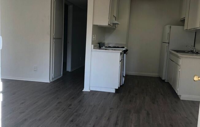 3294 E Dakota Ave.