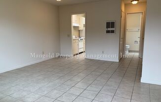 Studio, 1 bath, 376 sqft, $1,795, Unit 33