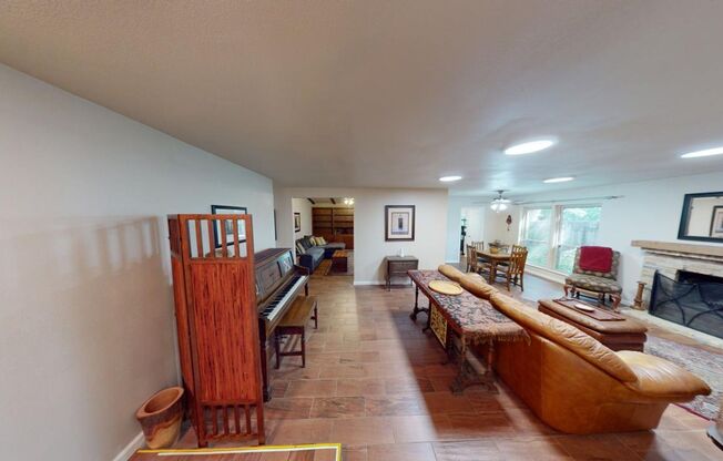 Great Home in North Austin!