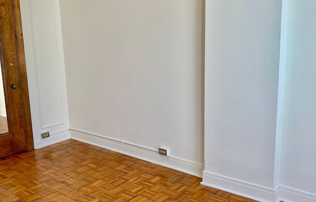 Studio, 1 bath, 300 sqft, $1,385, Unit 530-611