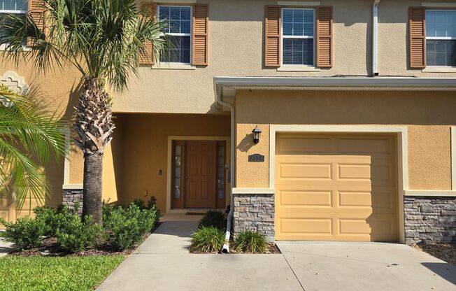 There’s No Place Like This 2-Story 3 BR, 2.5 BA Hidden River Townhome!