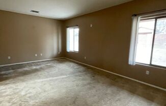 4 beds, 2.5 baths, $1,900, Unit 9127