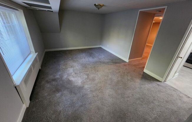 1 bed, 1 bath, 663 sqft, $1,500, Unit D-K1