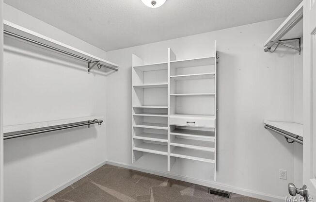 4 beds, 3.5 baths, 2,580 sqft, $3,100, Unit Simeon Bunker Street - 3275