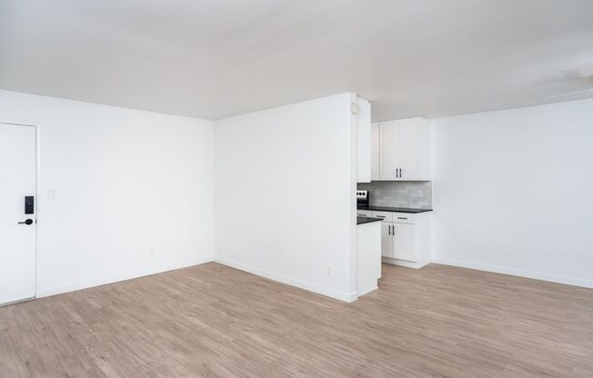 1 bed, 1 bath, 650 sqft, $2,395, Unit 20
