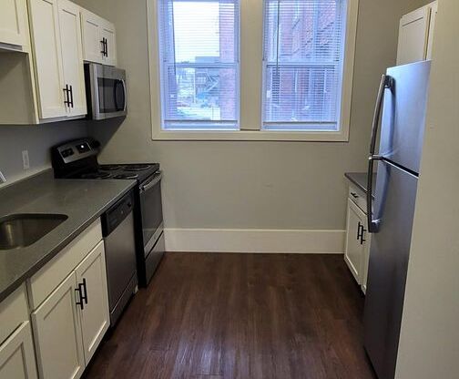 1 bed, 1 bath, 462 sqft, $1,295, Unit 9