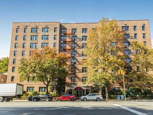 2 beds, 1 bath, 850 sqft, $3,000, Unit 1A