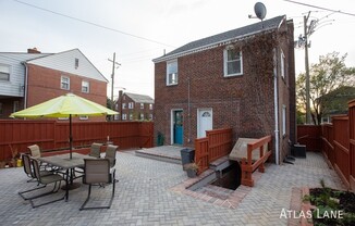 5425 BLAIR RD NE