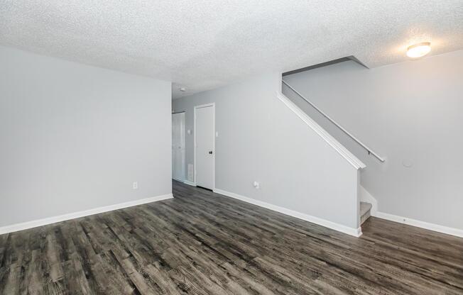 2 beds, 2 baths, 1,093 sqft, $1,575