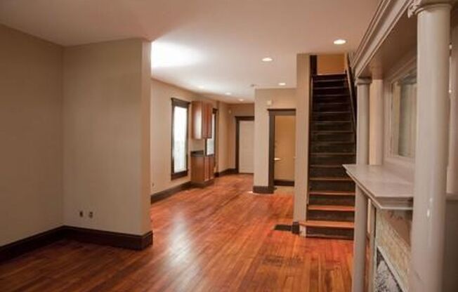 4 beds, 1.5 baths, $2,400, Unit 49 W Maynard Ave