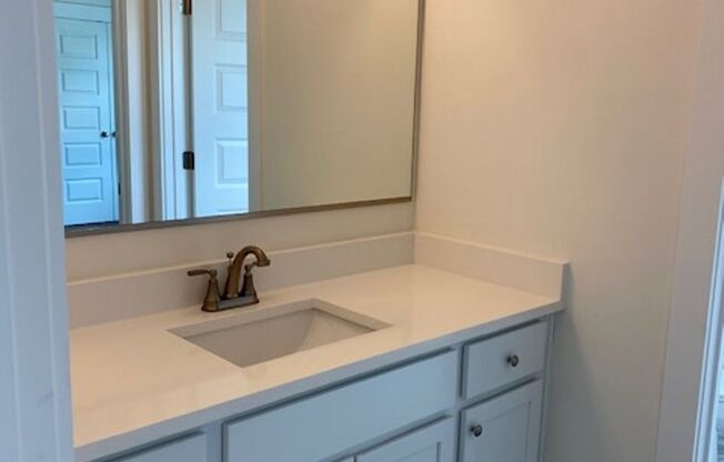 3 beds, 2.5 baths, $2,900