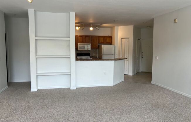 Spacious 3 Bed 2 Bath Unit For Rent in Orlando, FL!!!