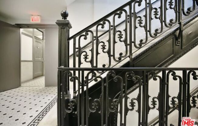 1 bed, 1 bath, 790 sqft, $2,000, Unit 404