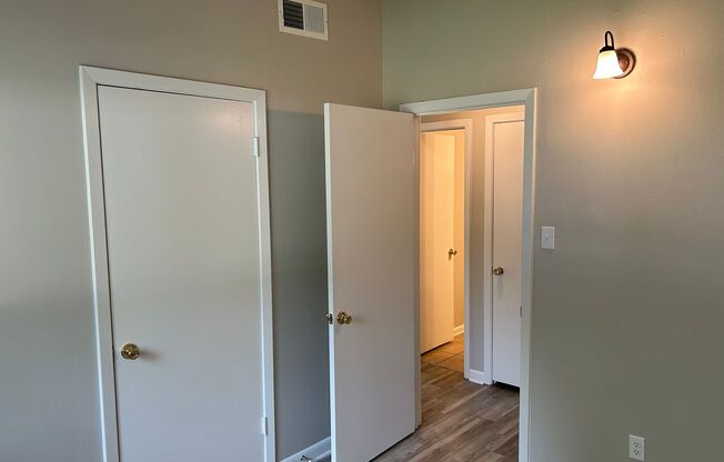 4 beds, 1 bath, $1,295