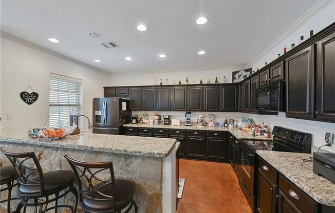 4 Bed, 4 Bath Barracks Unit for August 2026 Pre-lease!