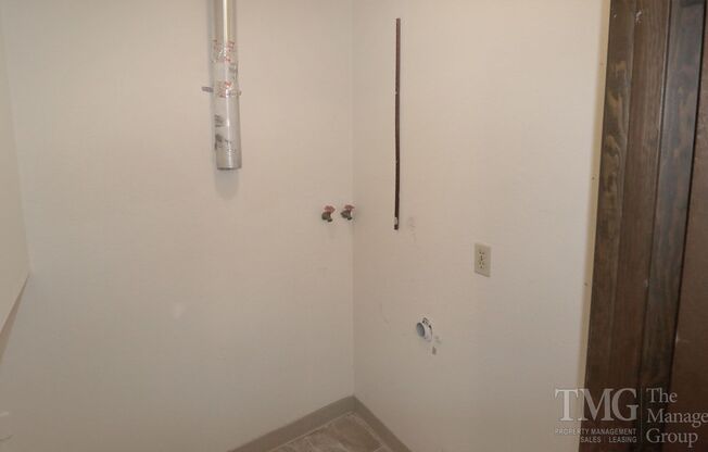 2 beds, 1.5 baths, 1,100 sqft, $1,795, Unit 15704