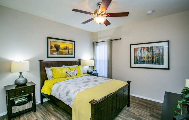 Spacious Bedrooms at Vintage at The Lakes 1 Bedroom Apartments