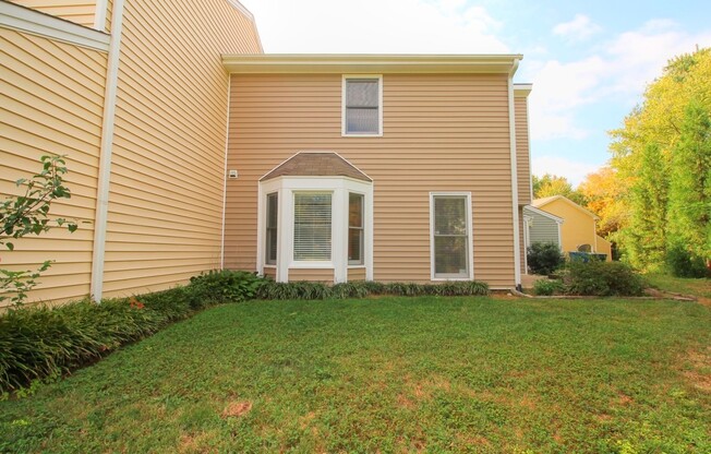 3 beds, 2.5 baths, $1,750