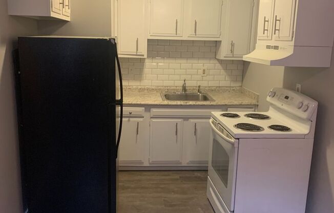 1 bed, 1 bath, $999, Unit Unit 6