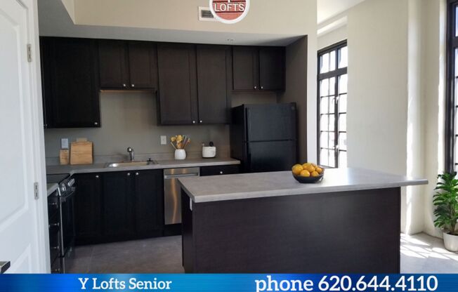 1 bed, 1 bath, 671 sqft, $920, Unit 102