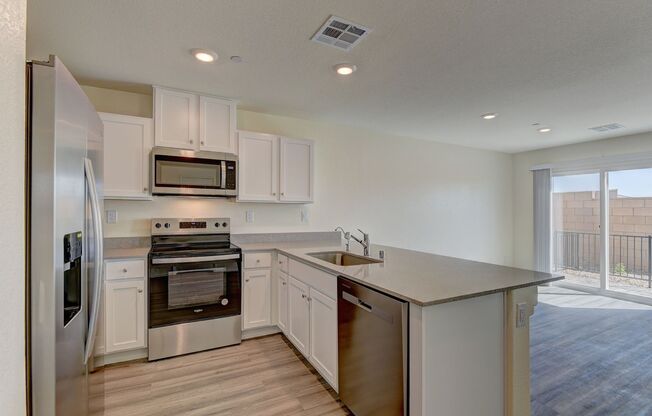 Brand new 3 bedroom Town House by DR Horton Home in Skye Hills Masterplan community