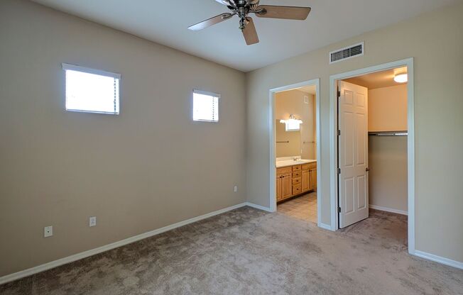 2 beds, 2 baths, $1,750, Unit Unit 2027
