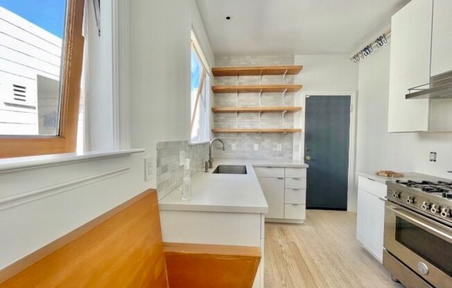 OPEN HOUSE SUNDAY MAY 4 FROM 2PM TO 3PM