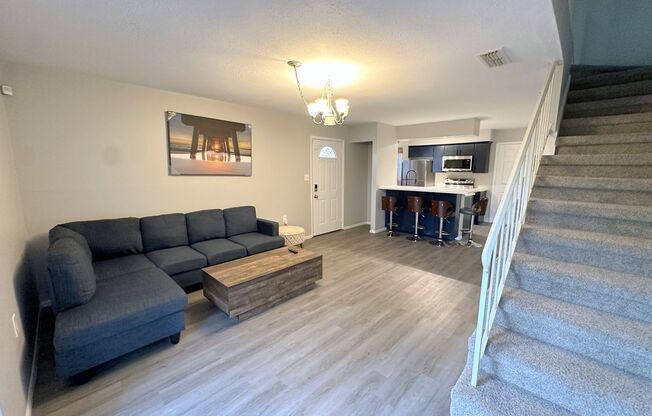 Furnished Oak View 2BR/2.5BA Townhome with one car garage