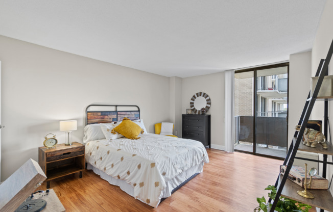 1 bed, 1 bath, 780 sqft, $2,339, Unit L13