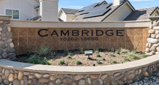 10404 RANCHO CARMEL DR