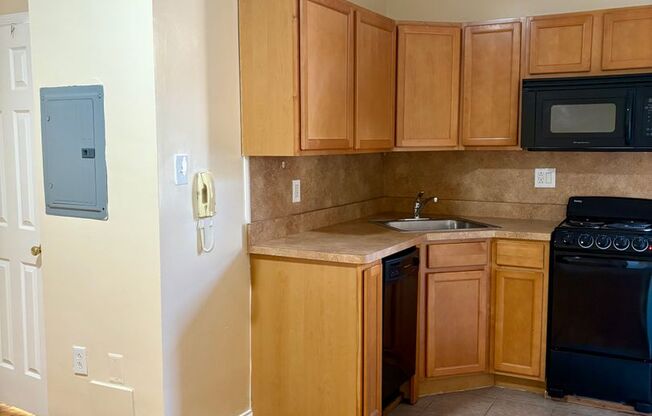 505-07 South 42nd St